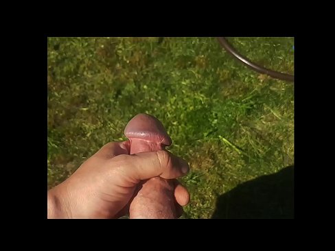 ❤️ ګرم hottie خپل ګلابي بلی fucked او د اوړي په باغ کې د squirt سره cums ترلاسه کوي ❤❌